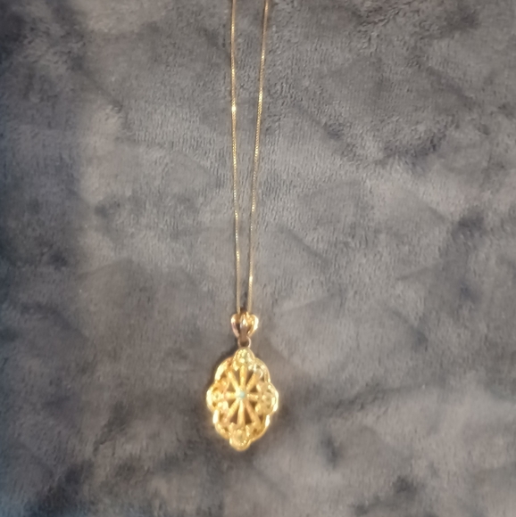 Turquoise and 18k gold over sterling silver. 5 pieces of turquoise bezel set. - Picture 4 of 8